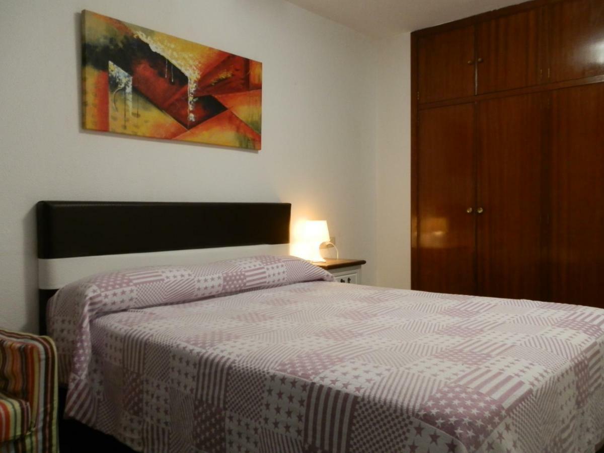 Apartamentos Turisticos Beatriz Perillo Exteriör bild