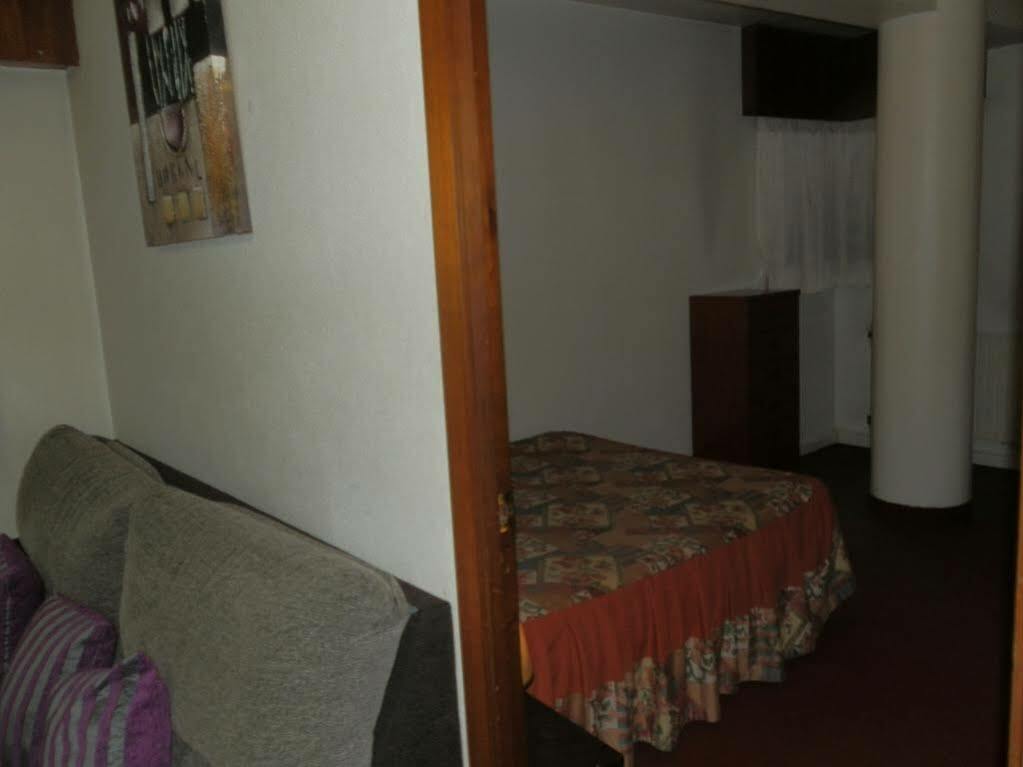 Apartamentos Turisticos Beatriz Perillo Exteriör bild